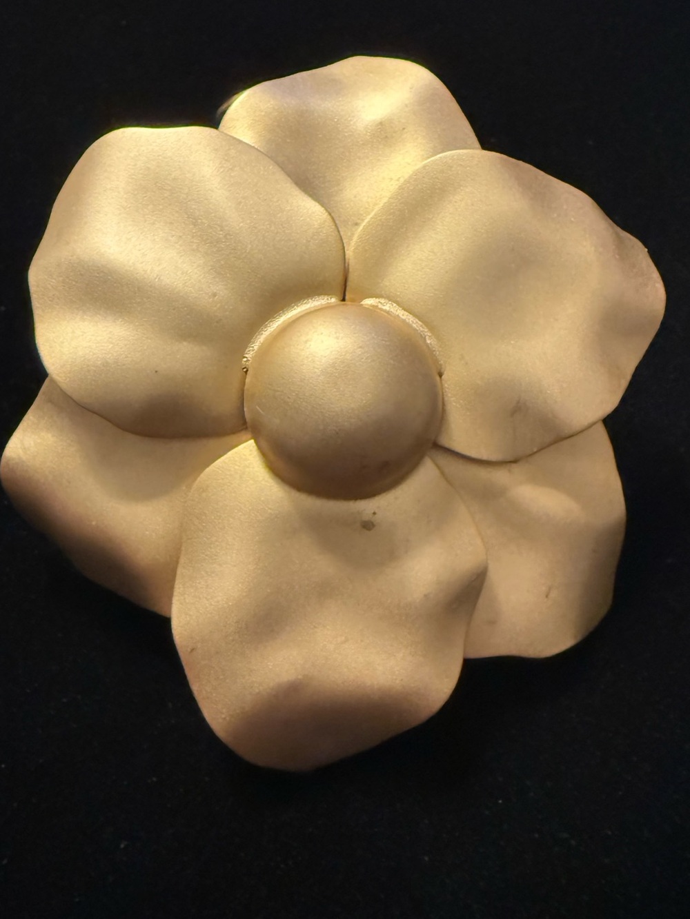 Jeri-Lou signed matte Gold-tone Scarf clip VINTAGE